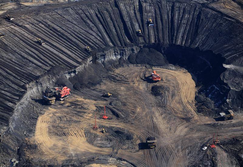 Aerial view of Syncrude Aurora tar sands mine in the Boreal forest north of Fort McMurray.